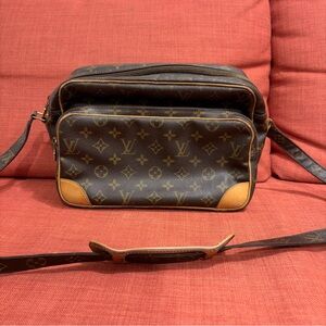 Louis Vuitton Nile Monogram Canvas Messenger Bag